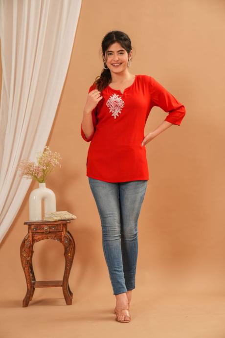 Explore the latest Trado Fashion outfits